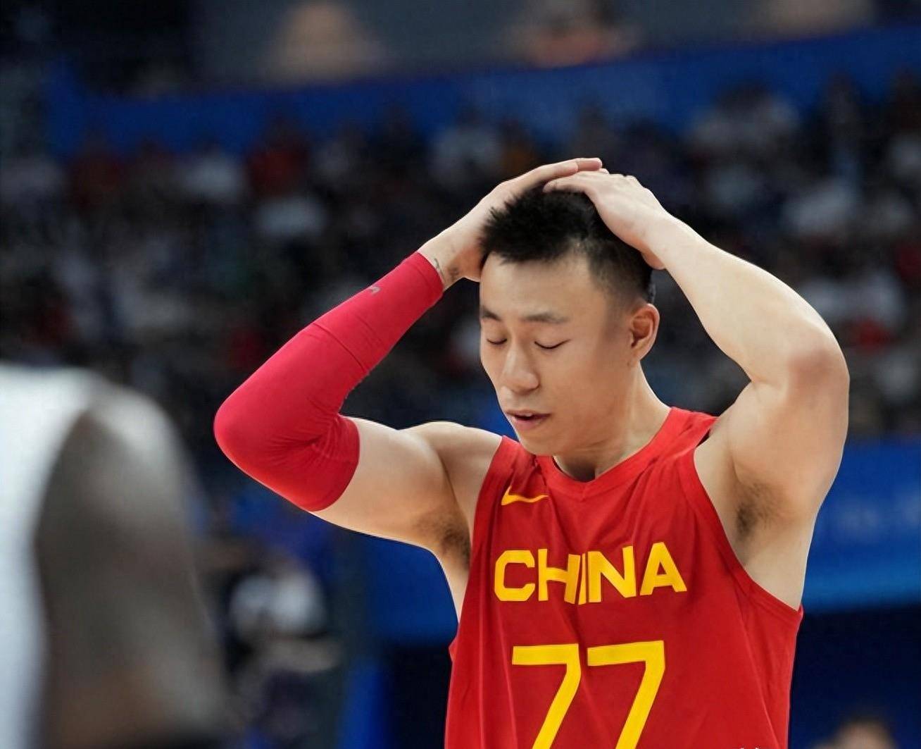 关于里程碑夜！深圳男篮再遭质疑，欧篮联赛前刷纪录，更衣室稳定，纪律约束更严格的信息