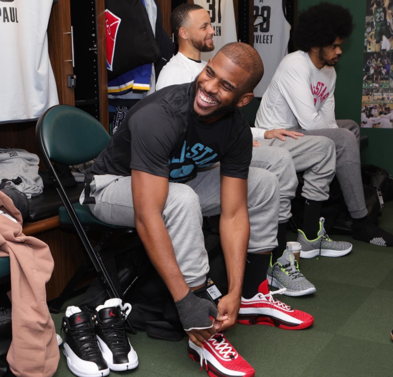 马赛冲刺阶段更衣室发声，志在全明星赛名次提升，引发热议，数据趋势出现新变化的简单介绍