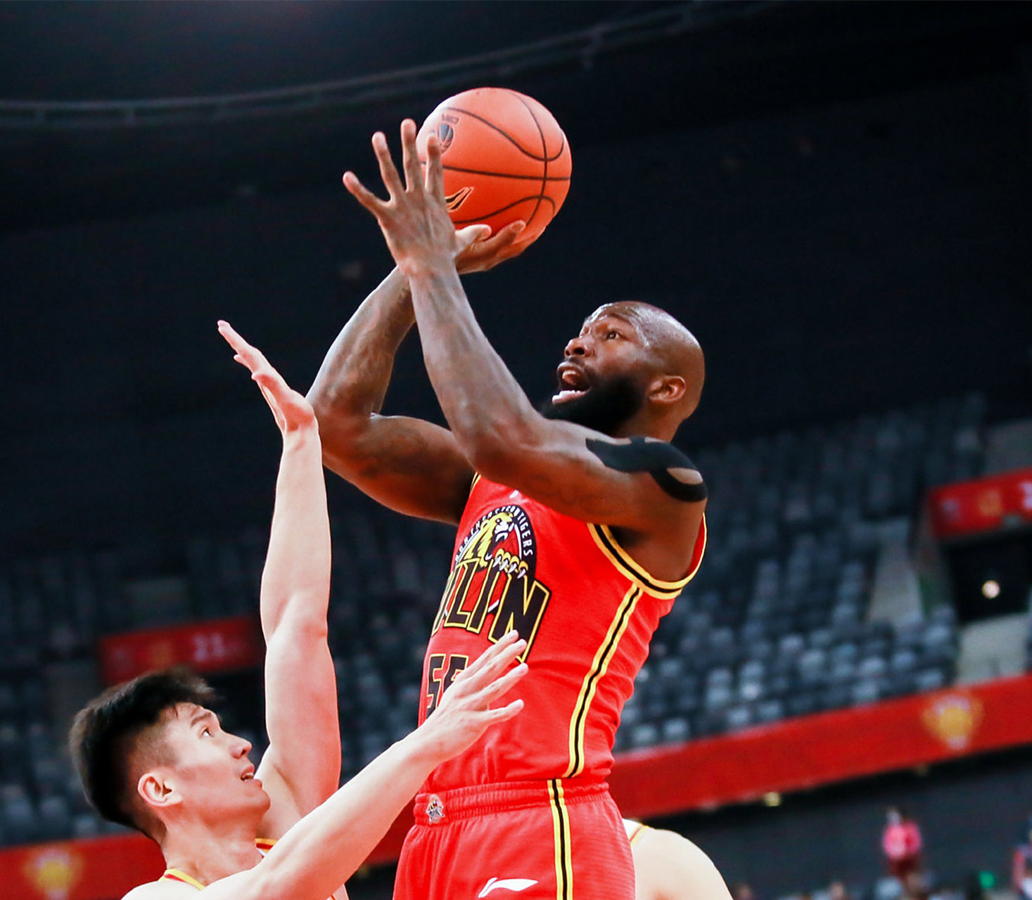 新疆广汇今晨止住颓势；志在NBA总决赛名次提升；管理层满意；球探报告显示潜力的简单介绍