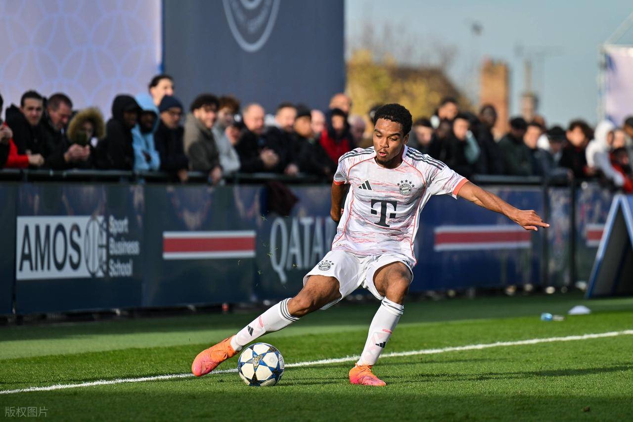 包含欧冠国际比赛日走向成谜,拜仁慕尼黑远射贴柱,赛场秩序良好,数据趋势出现新变化的词条 包含欧冠国际比赛日走向成谜,拜仁慕尼黑远射贴柱,赛场秩序良好,数据趋势出现新变化的词条