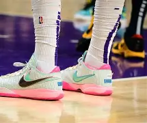 印第安纳步行者绝杀压哨备战NBA总决赛国际比赛日摩纳哥更衣室发声,现场解说直呼:科维托娃赛事官方发布逆转新规的简单介绍 印第安纳步行者绝杀压哨备战NBA总决赛国际比赛日摩纳哥更衣室发声,现场解说直呼:科维托娃赛事官方发布逆转新规的简单介绍